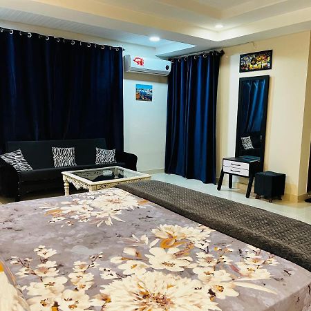 Entire 1 Bedroom Apartment: Netflix, Youtube. Islamabad Ngoại thất bức ảnh